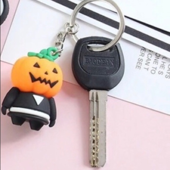 Accessories - Pumpkin key chain/purse charm